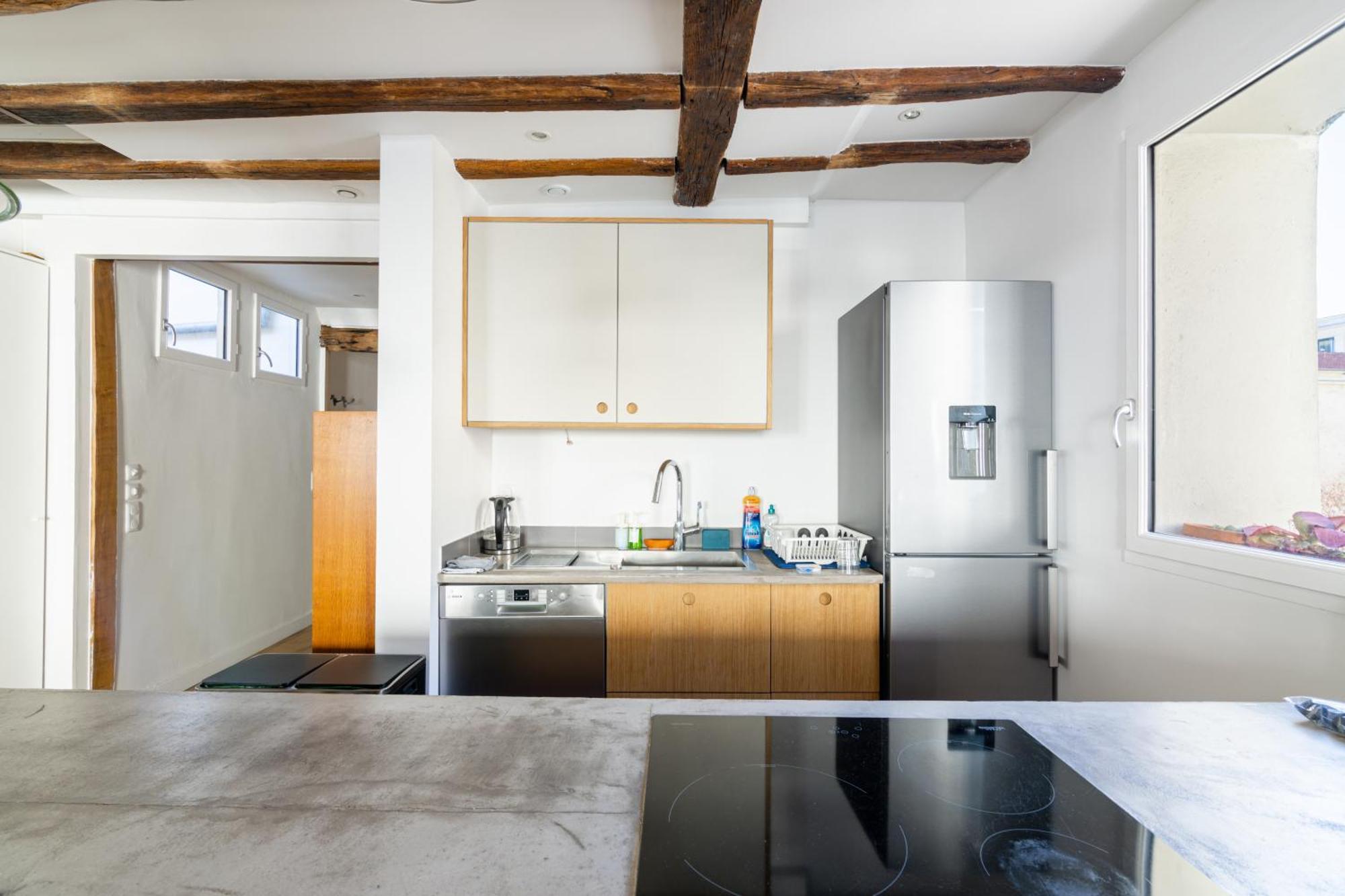 Luxurious 2 Bedroom Canal Saint Martin Saint Lazare ปารีส ภายนอก รูปภาพ